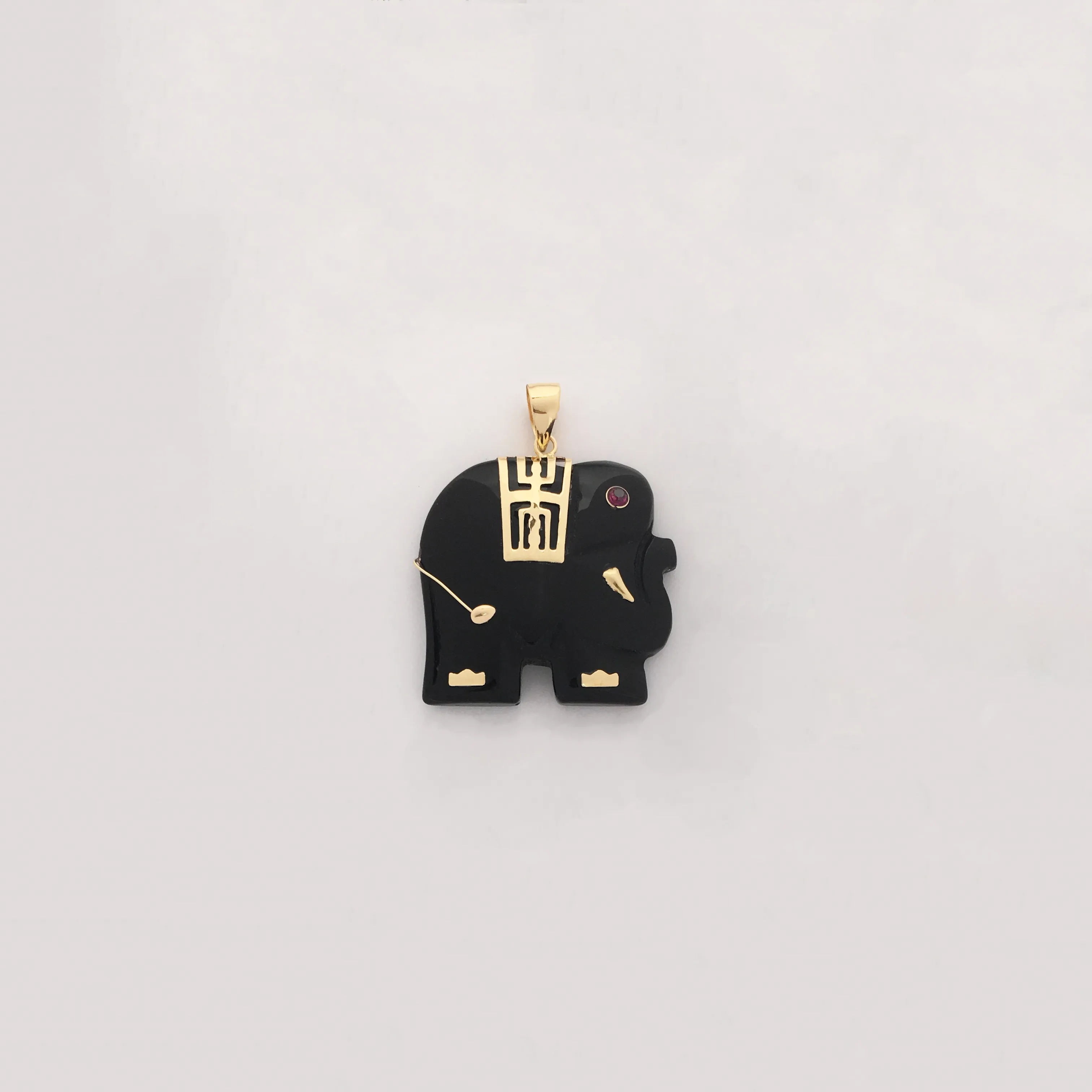 Elephant Black Onyx Pendant (14K)