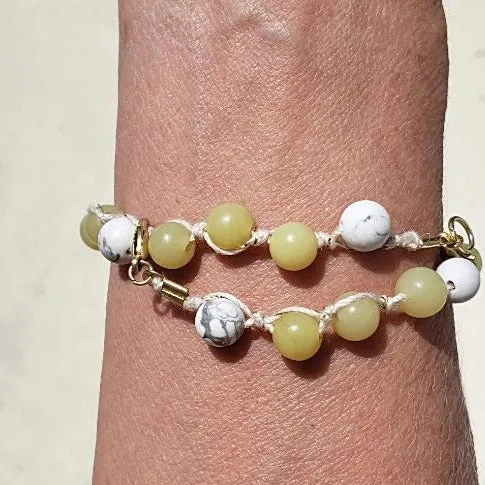 Handmade Bracelet - Yellow Peridot & White Howlite Gemstone Bracelet with Gray Agate Druzy Slice – Gold Electroformed Accents, Adjustable Length