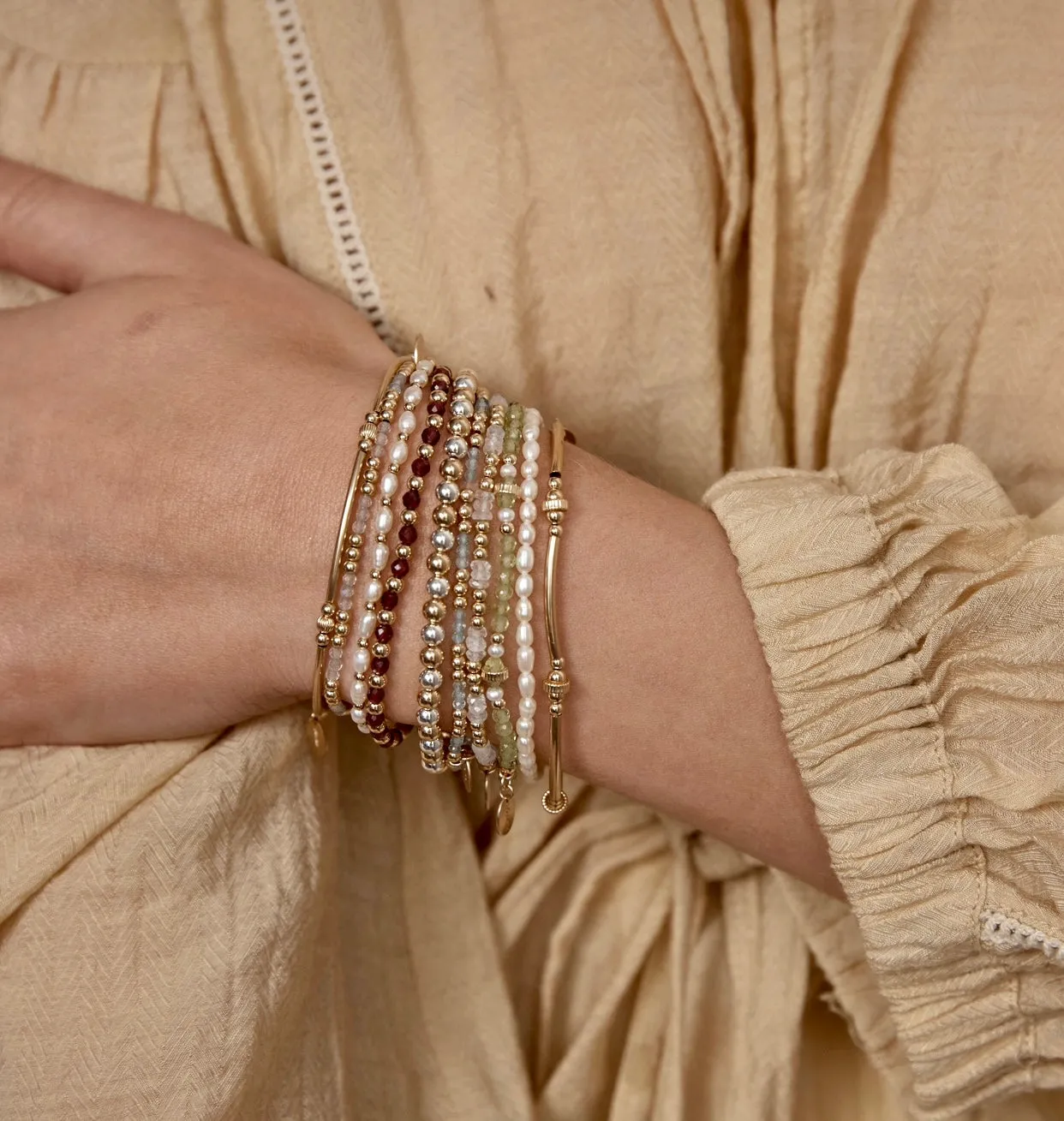 Olivine Bracelet ~ Peridot & Pearl
